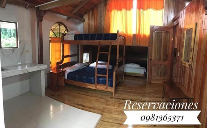 Casa Cultural Mindo Hotel Екстериор снимка