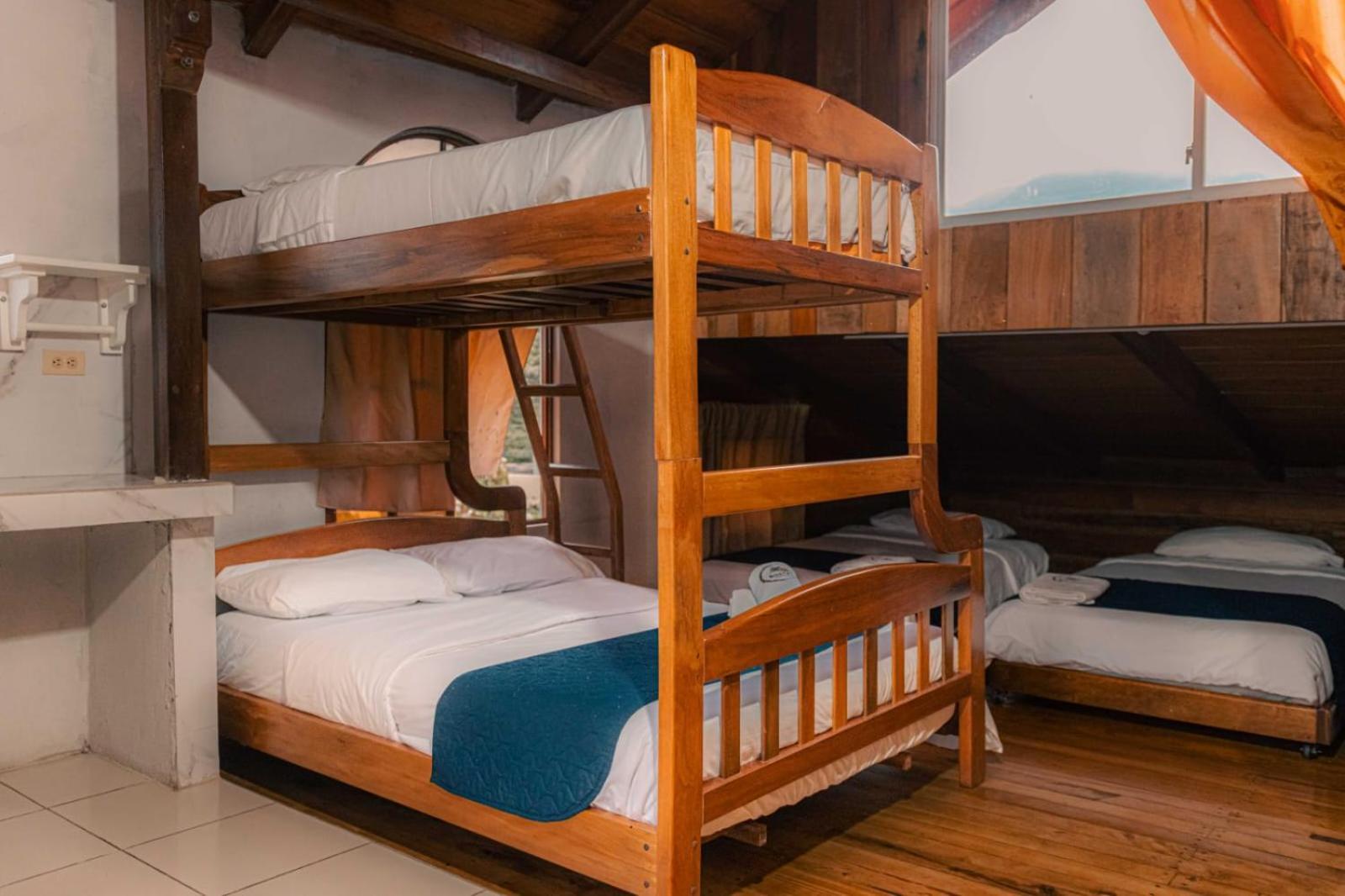 Casa Cultural Mindo Hotel Екстериор снимка